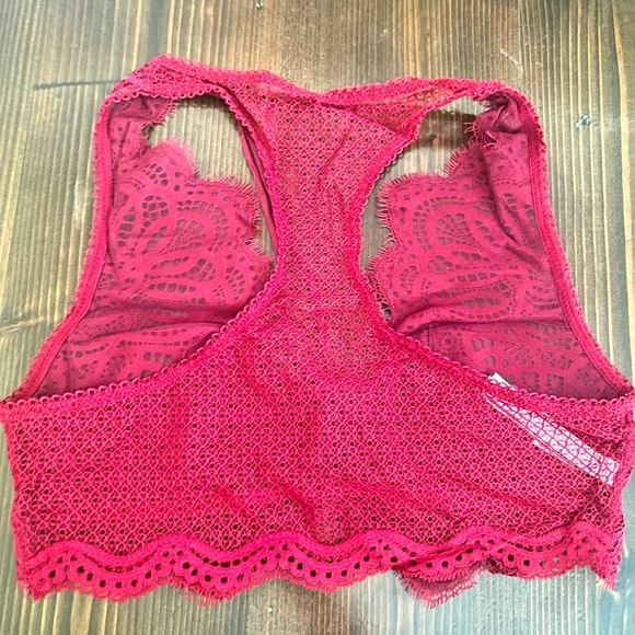 Victoria’s Secret Festival Red Bralette - Picture 2 of 4